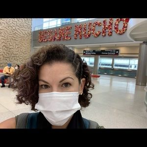 Meet your Posher, Ana